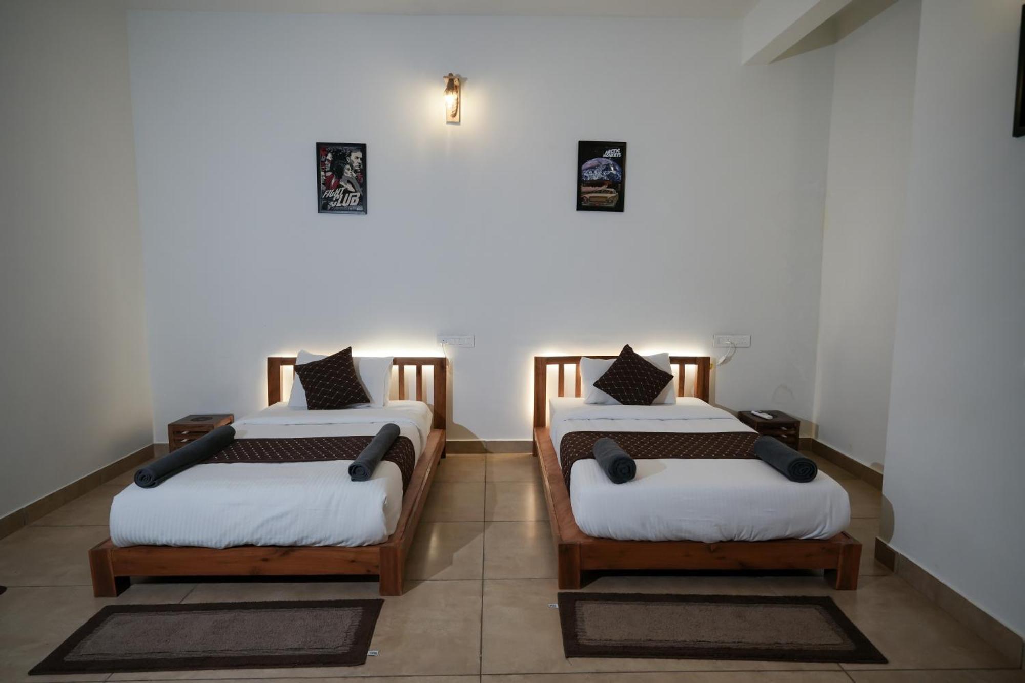 Happy Retreats - Kai Hotell Chik Ballāpur Exteriör bild